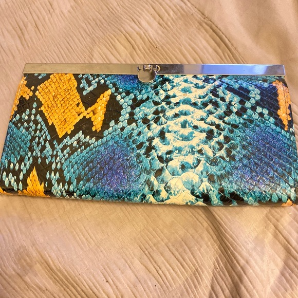 Snakeskin colored wallet - Picture 5 of 9